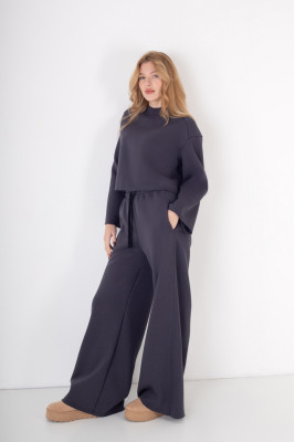 Костюм жіночий